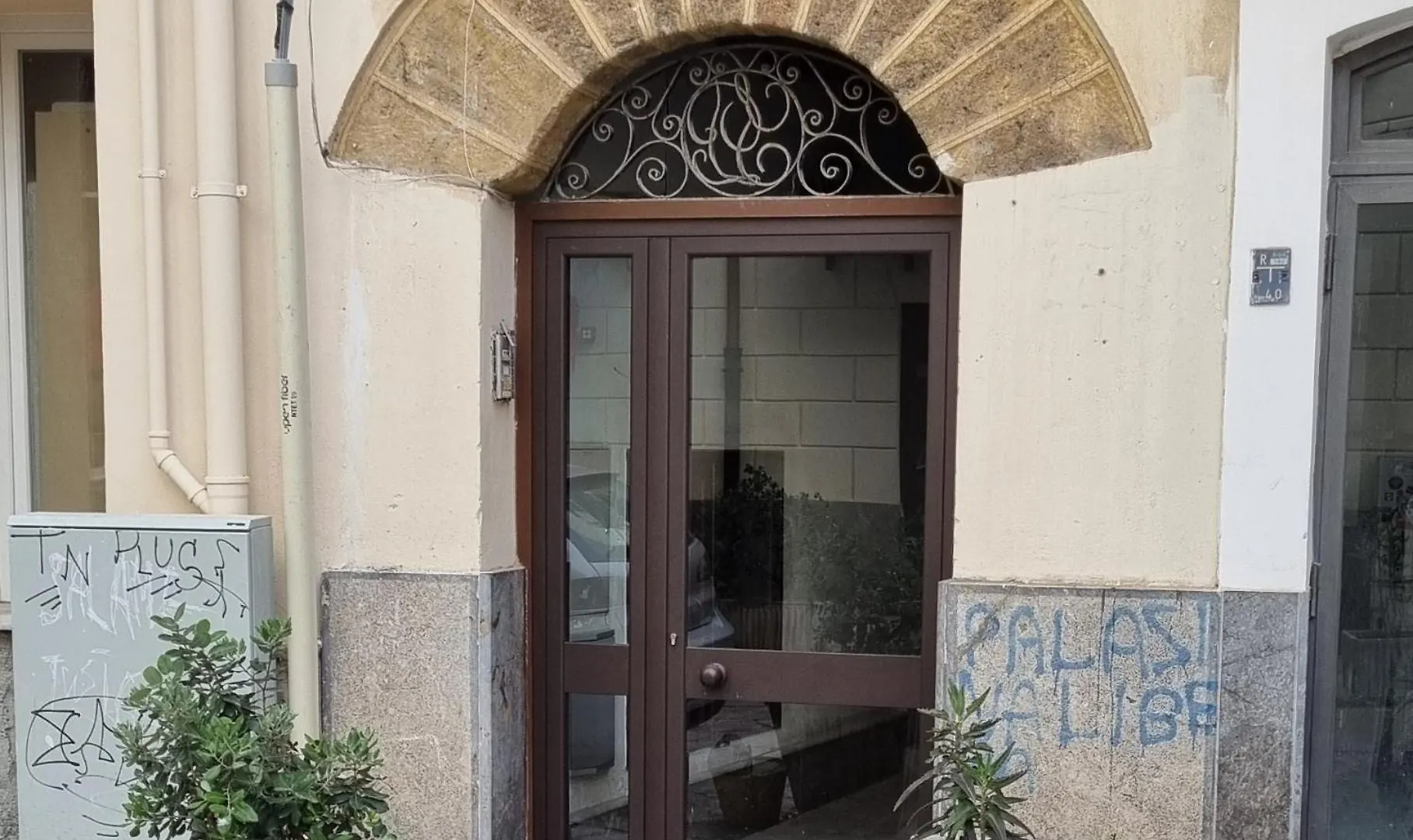 Arco Del Sole Apartment Palermo 0*,  Italy