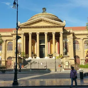Проживание в семье Benvenuti Al Massimo, Палермо